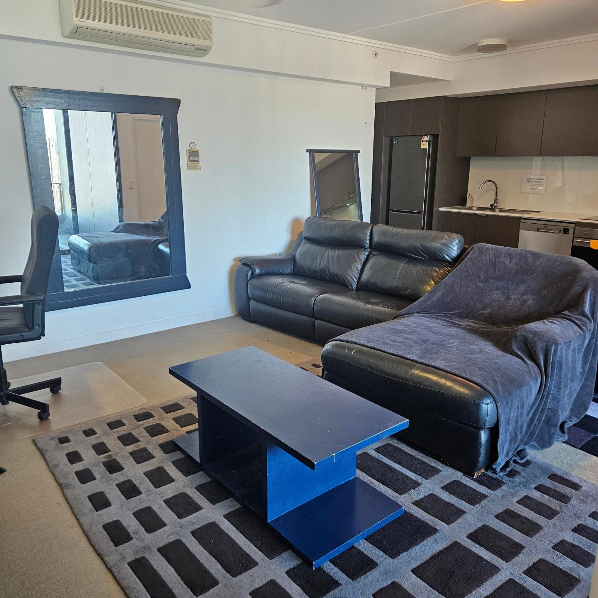 Private Bedroom & Bathroom In Shared Inner Brisbane Apartment Exterior foto