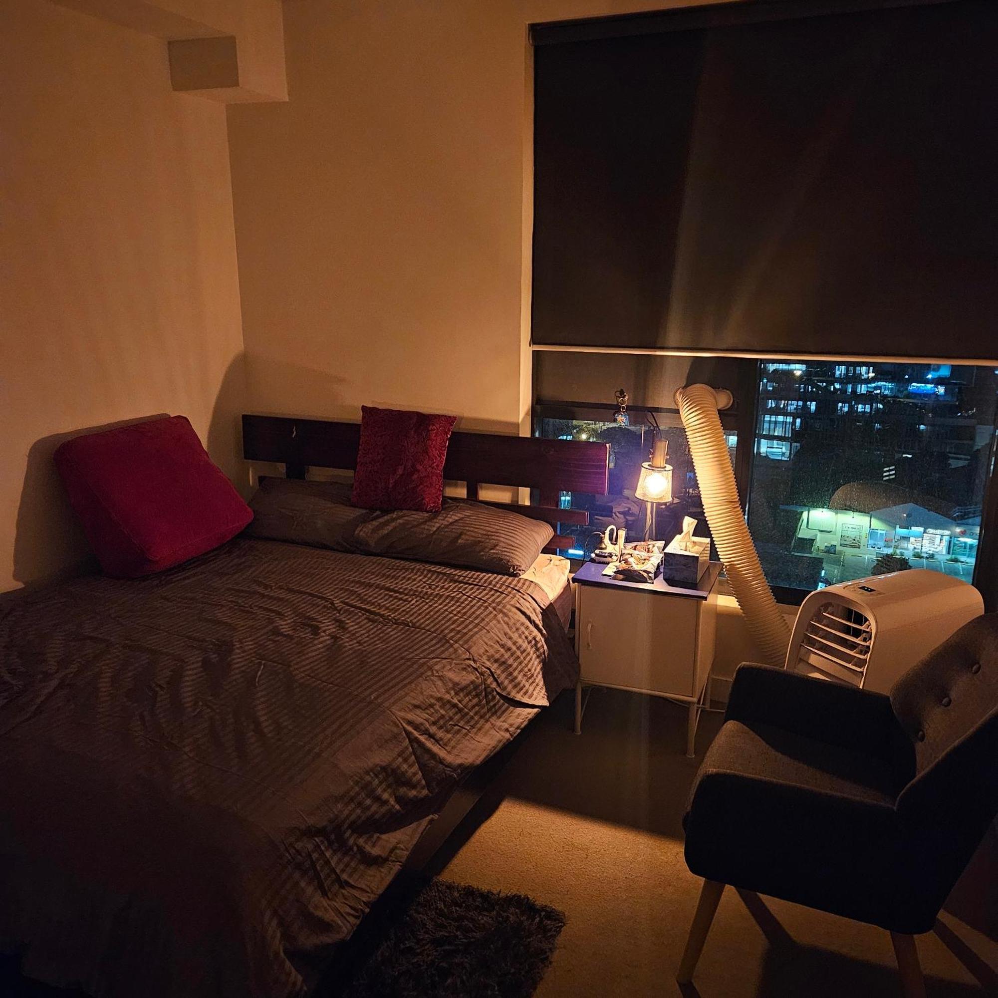 Private Bedroom & Bathroom In Shared Inner Brisbane Apartment Exterior foto